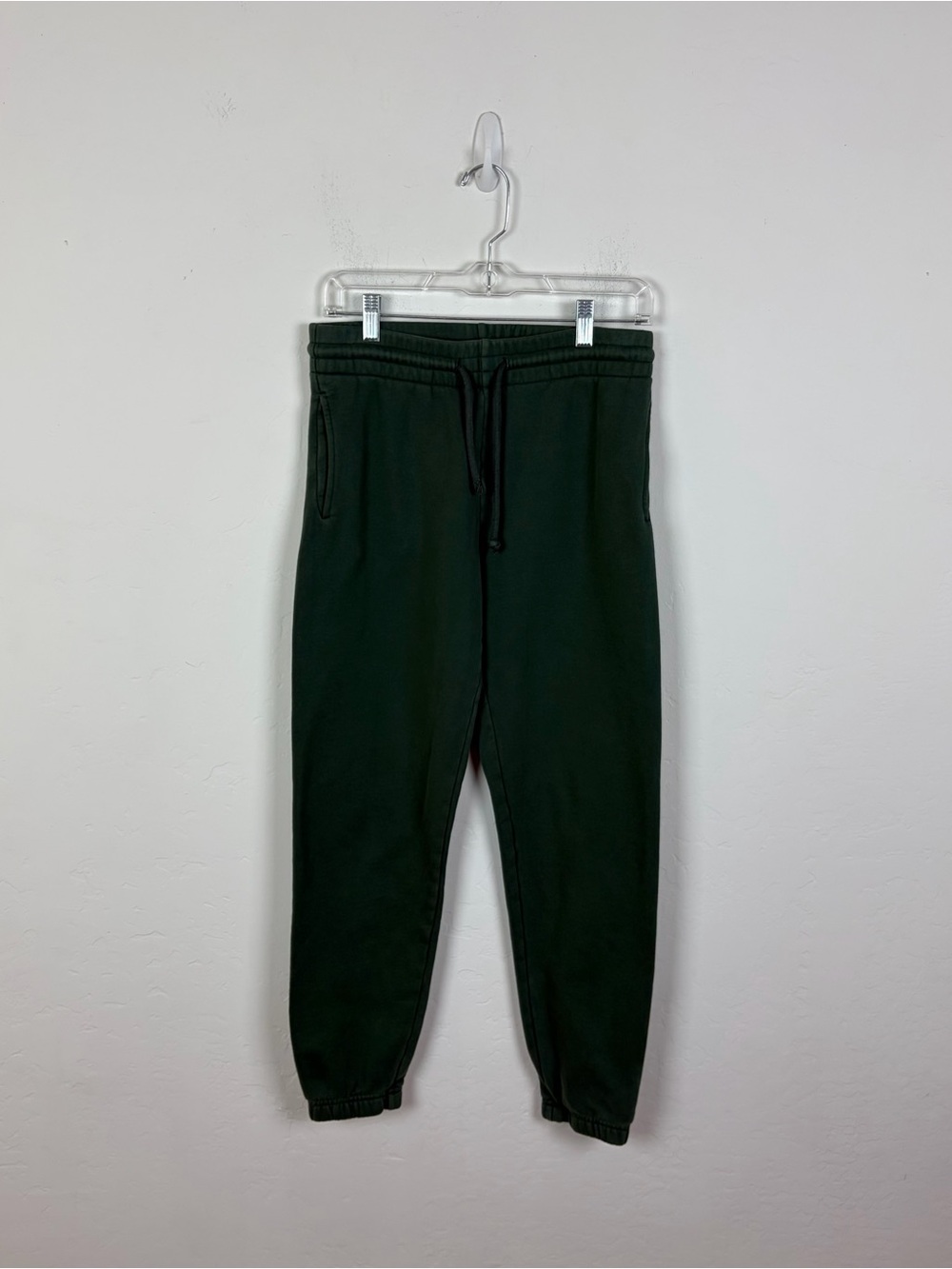Aritzia TNA CozyAF Forest Green Joggers